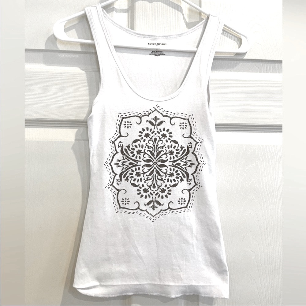 BANANA REPUBLIC tank top